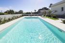 Holiday homeItaly - : Villa Rita