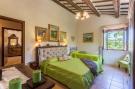 Holiday homeItaly - : Villa Dipinti