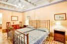 Holiday homeItaly - : Casa in Piazzetta