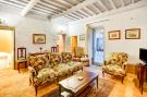 Holiday homeItaly - : Casa in Piazzetta