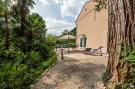 Holiday homeItaly - : Villa Fiorita Due