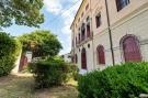 Holiday homeItaly - : Villa Fiorita Due