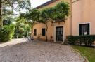 Holiday homeItaly - : Villa Fiorita Due