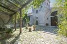 Holiday homeItaly - : Torre Zunivu