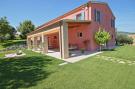 Holiday homeItaly - : Villa Cucco