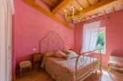 Holiday homeItaly - : Villa Cucco