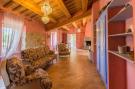 Holiday homeItaly - : Villa Cucco