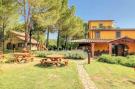 Holiday homeItaly - : Giardino - Taverna Grande