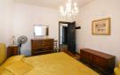 Holiday homeItaly - : Castelvecchio di Comp.