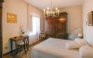 Holiday homeItaly - : Castelvecchio di Comp.