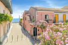 Holiday homeItaly - : BLUE SANTA TECLA