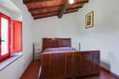 Holiday homeItaly - : Villa Jolanda