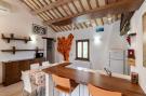 Holiday homeItaly - : Casale degli Ulivi