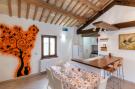 Holiday homeItaly - : Casale degli Ulivi