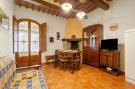 Holiday homeItaly - : San Miniato Trilocale