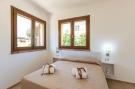 Holiday homeItaly - : PORZIONE DI VILLA CHRISTIAN