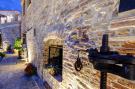 Holiday homeItaly - : Casa Coloniale in Castello