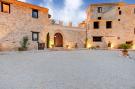 Holiday homeItaly - : Casa Coloniale in Castello