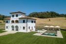 Holiday homeItaly - : Villa Il Cigno