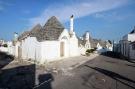 Holiday homeItaly - : Trullo dell'Ulivo per Due