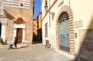 Holiday homeItaly - : Azalea di Lucca