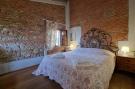 Holiday homeItaly - : La Traviata