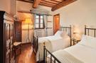 Holiday homeItaly - : Casa Loggia