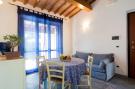 Holiday homeItaly - : Il Girasole Villette Trilocali