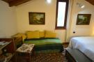 Holiday homeItaly - : Nidino del Gufo