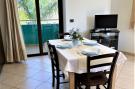 Holiday homeItaly - : Appartamento Lato Piscina