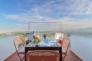 Holiday homeItaly - : Palazzo Olli