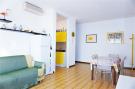 Holiday homeItaly - : Acapulco B24