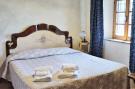 Holiday homeItaly - : Cipresso