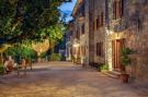 Holiday homeItaly - : Villa Torreone