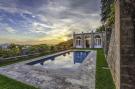 Holiday homeItaly - : Villa Torreone