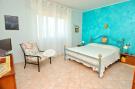 Holiday homeItaly - : Villa Rita 8