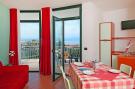 Holiday homeItaly - Lake District: Residence Nettuno, Peschiera-bilo