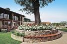 Holiday homeItaly - Lake District: Apartments Borgo Mondragon, Lazise-bilo comfort