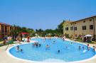 VakantiehuisItalië - Italiaanse Meren: Holiday park Bella Italia, Peschiera-Girasole Suit