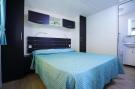 FerienhausItalien - : Mobile Homes San Francesco, Desenzano-Garda Suite 