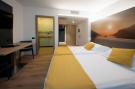 Holiday homeItaly - Lake District: Residence Ambassador Suite, Riva del Garda-suite b