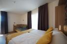 Holiday homeItaly - Lake District: Residence Ambassador Suite, Riva del Garda-suite b