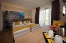 Holiday homeItaly - Lake District: Residence Ambassador Suite, Riva del Garda-suite b