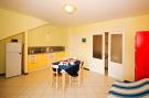 Holiday homeItaly - : Ferienanlage Villa Giada Imperia - Type Twin Room 