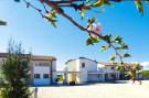 Holiday homeItaly - : Holiday resort Contea dei Ciliegi Pedaso Typ trilo