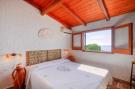 Holiday homeItaly - : holiday home, Fontane Bianche-Villa Tanah-Lot