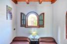 FerienhausItalien - : holiday home Solarino-Casa mit Pool