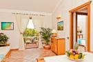 Holiday homeItaly - : BAIA DELLE PALME-Trilo 6