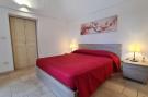 Holiday homeItaly - : Trulli di Mina - Trullo Girasole Locorotondo