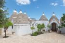 VakantiehuisItalië - : Trulli Azzalema Cisternino